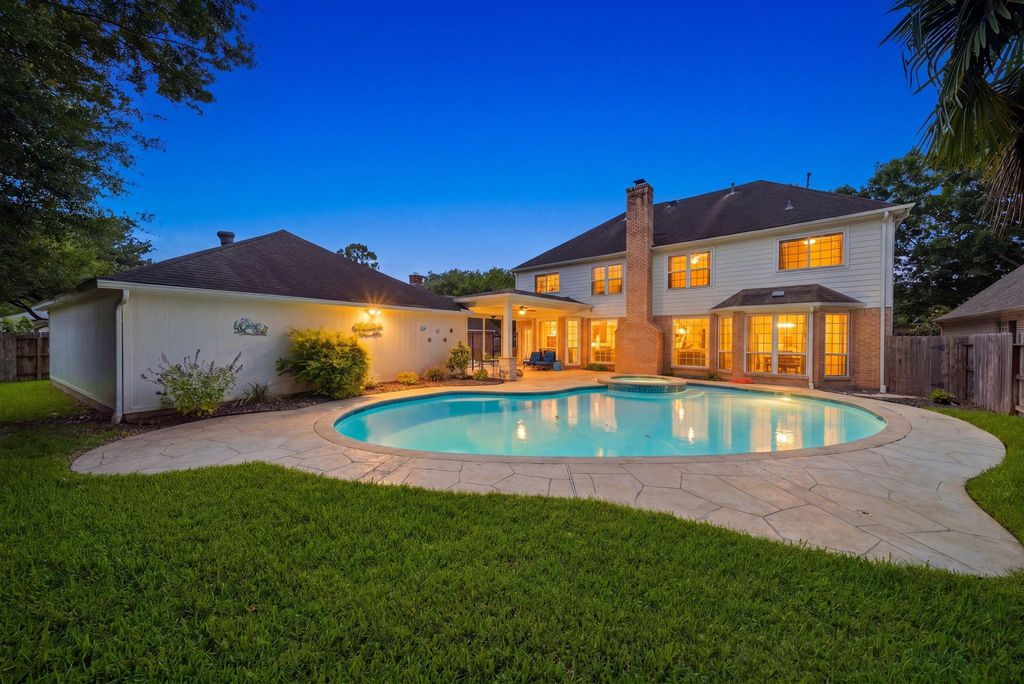 24819 Fernglen Drive, Katy, TX 77494