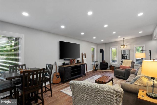 4903 CHANTERY CT, Fairfax, VA 22032
