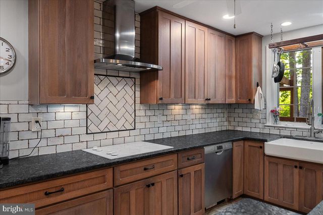 4903 CHANTERY CT, Fairfax, VA 22032
