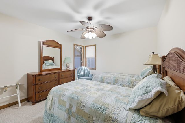 879 Kittiwake Ln., Murrells Inlet, SC 29576