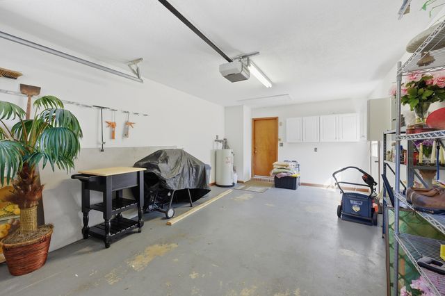 879 Kittiwake Ln., Murrells Inlet, SC 29576