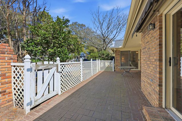 879 Kittiwake Ln., Murrells Inlet, SC 29576