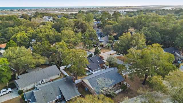 879 Kittiwake Ln., Murrells Inlet, SC 29576