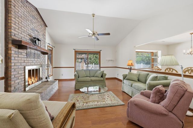 879 Kittiwake Ln., Murrells Inlet, SC 29576