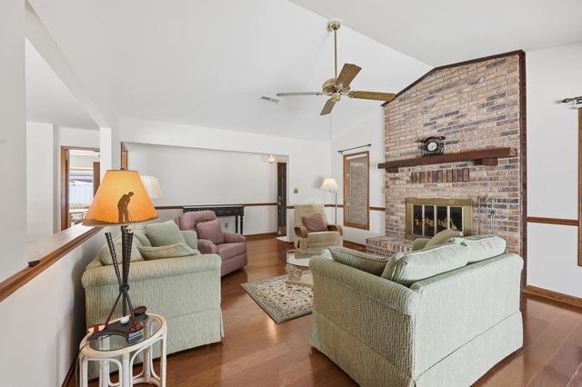 879 Kittiwake Ln., Murrells Inlet, SC 29576