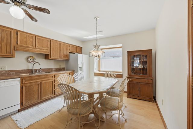 879 Kittiwake Ln., Murrells Inlet, SC 29576