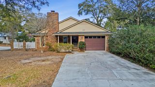 879 Kittiwake Ln., Murrells Inlet, SC 29576