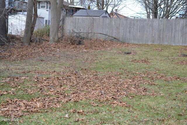 984 State Street, Albany, NY 12203