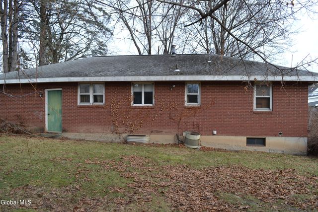 984 State Street, Albany, NY 12203