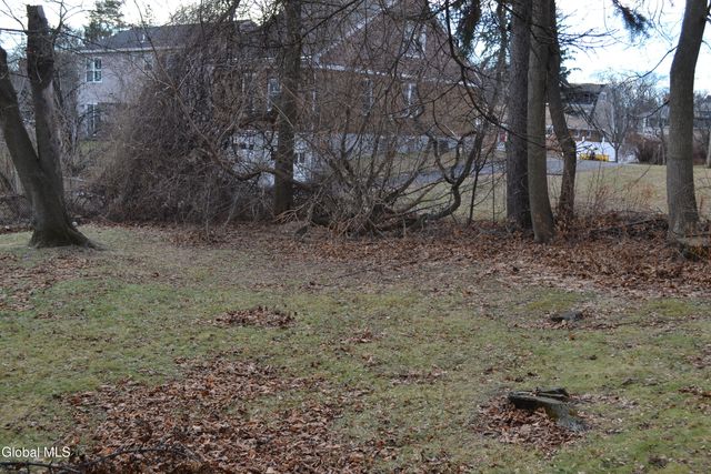 984 State Street, Albany, NY 12203