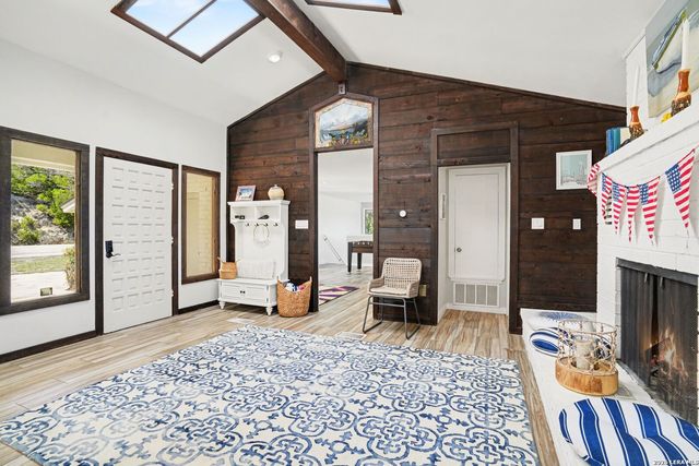 1820 Triple Peak, Canyon Lake, TX 78133