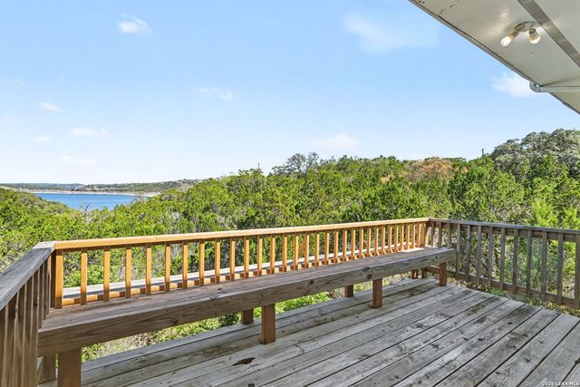 1820 Triple Peak, Canyon Lake, TX 78133