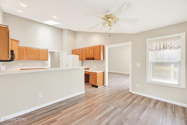 183 Trentwood Drive, Crossville, TN 38558