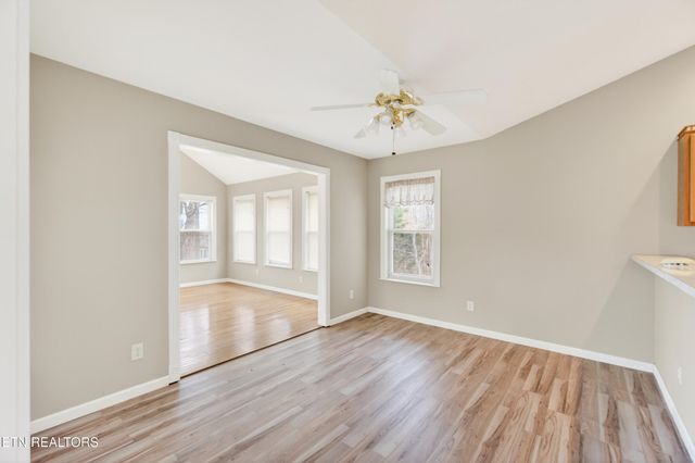 183 Trentwood Drive, Crossville, TN 38558