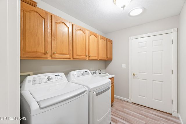 183 Trentwood Drive, Crossville, TN 38558
