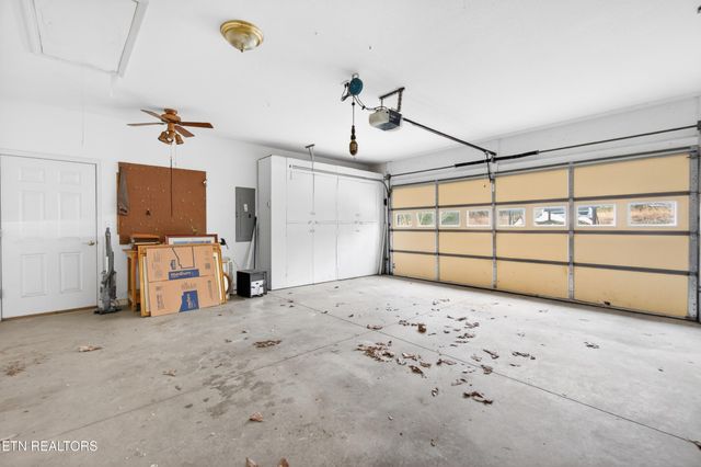183 Trentwood Drive, Crossville, TN 38558