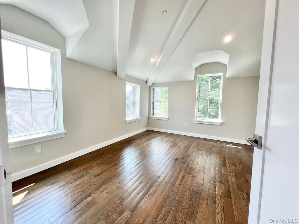 56-75 136TH Street 3B, Flushing, NY 11354 — photo 5