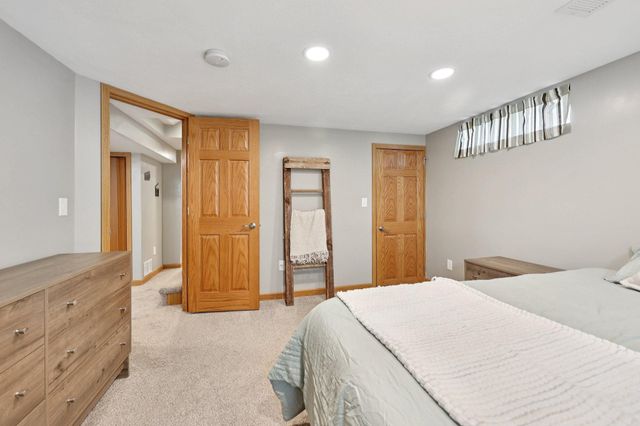 4740 Virginia Avenue N, New Hope, MN 55428