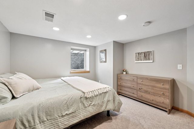 4740 Virginia Avenue N, New Hope, MN 55428