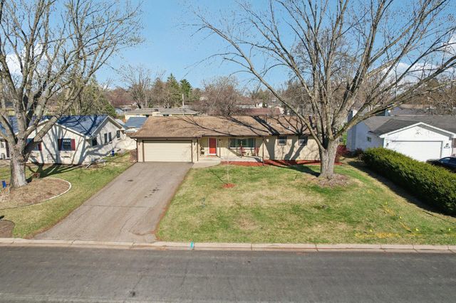 4740 Virginia Avenue N, New Hope, MN 55428