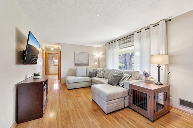 4740 Virginia Avenue N, New Hope, MN 55428