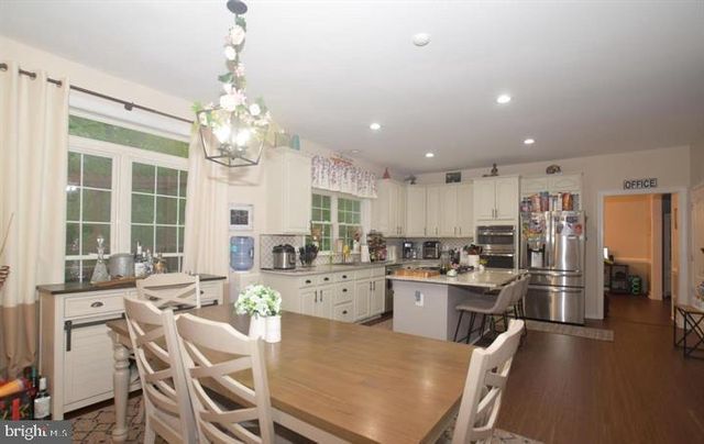 32 MONUMENT DR, Stafford, VA 22554