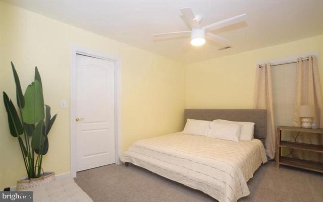 32 MONUMENT DR, Stafford, VA 22554