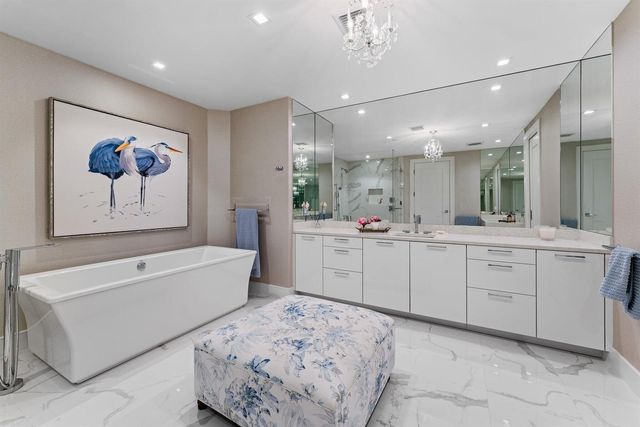 3730 N Ocean Drive 9d, Singer Island, FL 33404