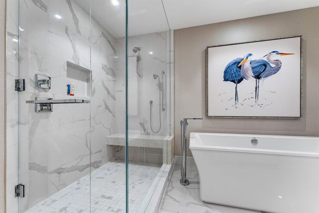 3730 N Ocean Drive 9d, Singer Island, FL 33404
