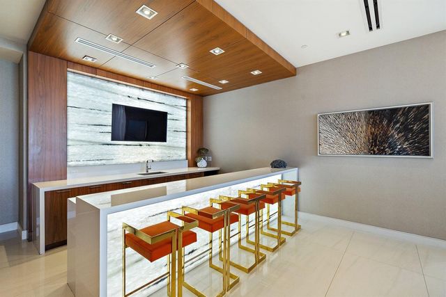 3730 N Ocean Drive 9d, Singer Island, FL 33404