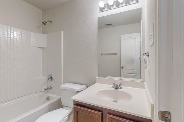 3957 Polar Brook Drive, Fort Worth, TX 76244