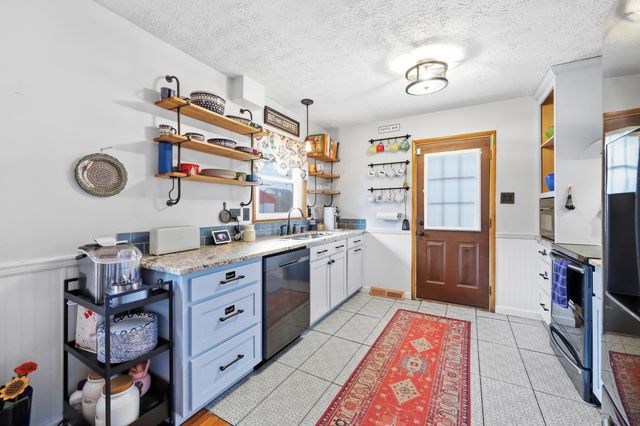 6 Hart Avenue, Winchester, KY 40391