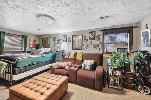 6 Hart Avenue, Winchester, KY 40391