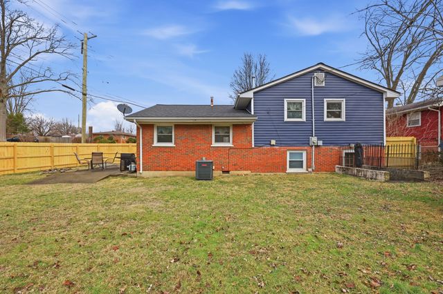 6 Hart Avenue, Winchester, KY 40391