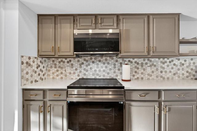 29448 AZALEA LANE, Wesley Chapel, FL 33543