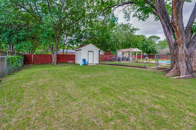 4325 Keeter Drive, North Richland Hills, TX 76180