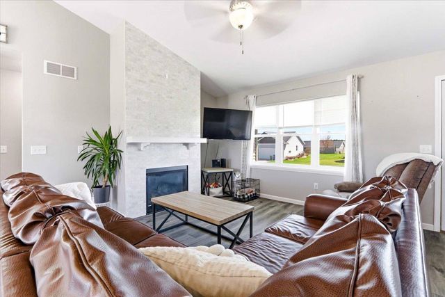 1421 21st Street, Baraboo, WI 53913
