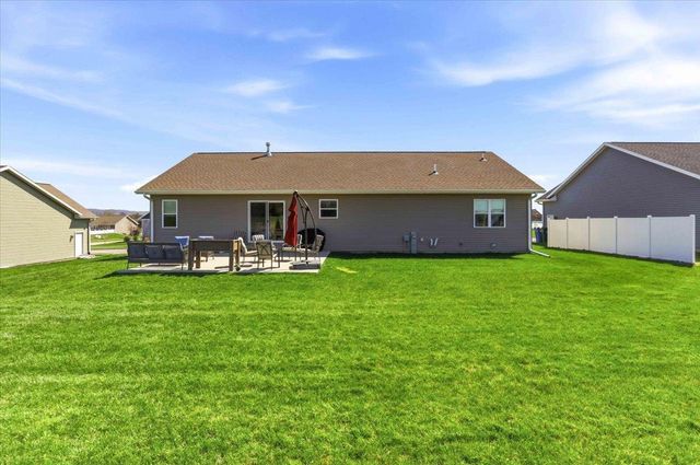 1421 21st Street, Baraboo, WI 53913