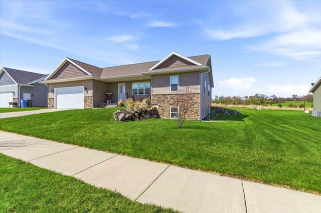 1421 21st Street, Baraboo, WI 53913