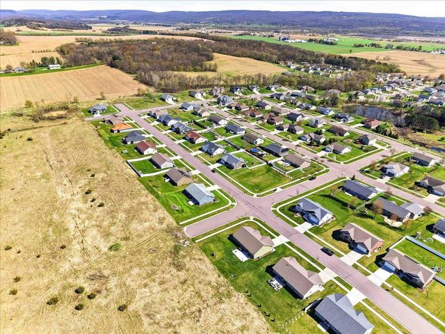 1421 21st Street, Baraboo, WI 53913