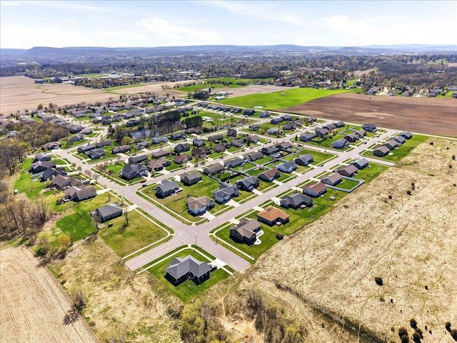 1421 21st Street, Baraboo, WI 53913