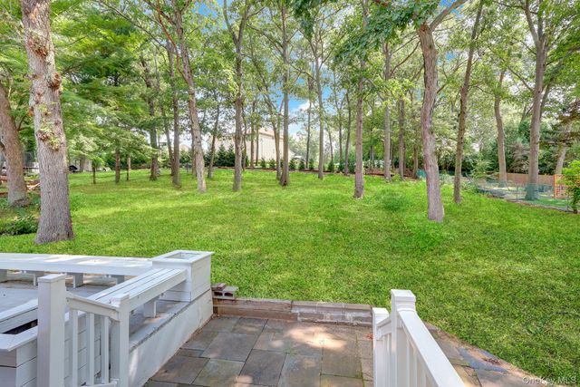 653 Meadow Road, Smithtown, NY 11787
