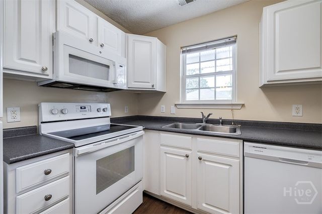 310 Tibet Avenue 52, Savannah, GA 31406