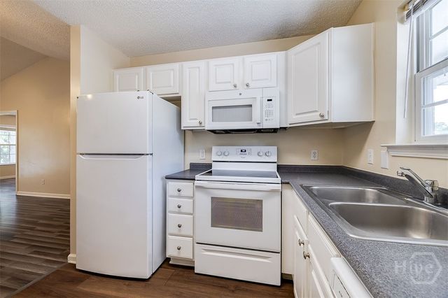 310 Tibet Avenue 52, Savannah, GA 31406