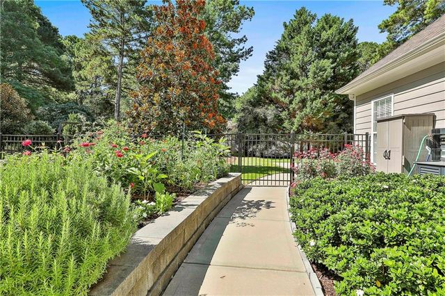 681 Ellison Rd, Tyrone, GA 30290