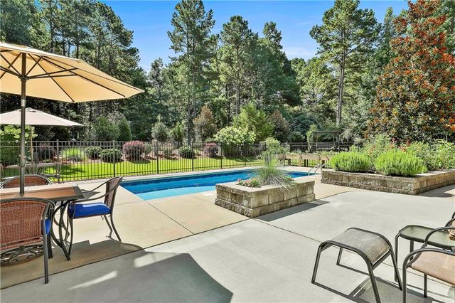 681 Ellison Rd, Tyrone, GA 30290