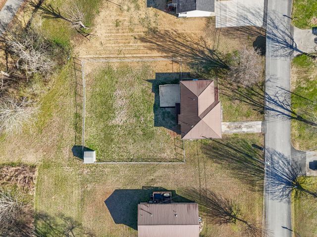 135 Cedar Point Lane, South Pittsburg, TN 37380