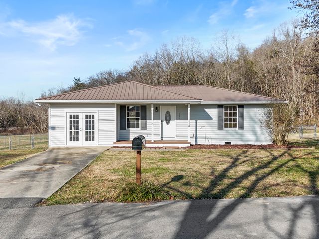 135 Cedar Point Lane, South Pittsburg, TN 37380