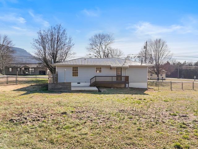 135 Cedar Point Lane, South Pittsburg, TN 37380