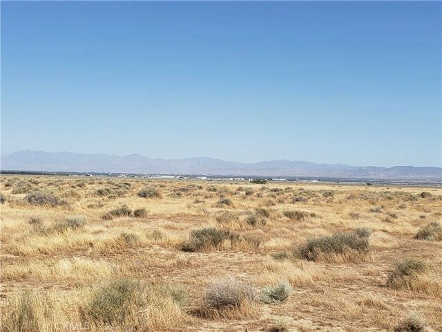 5600 W Ave D6, Lancaster, CA 93536